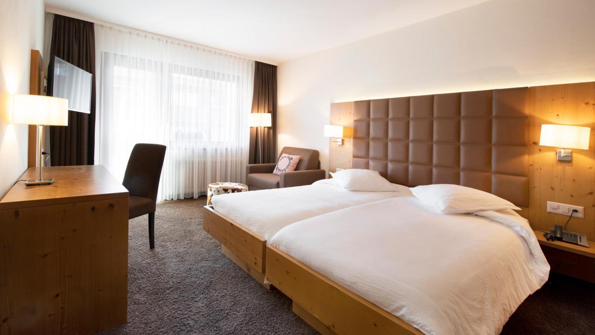 Hotel Olympic - Montana Center Crans-Montana Exteriör bild